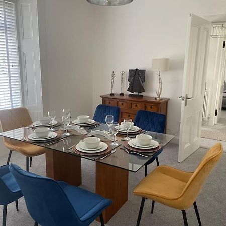 Fantastic Home In Brightons, Falkirk. Polmont Екстер'єр фото