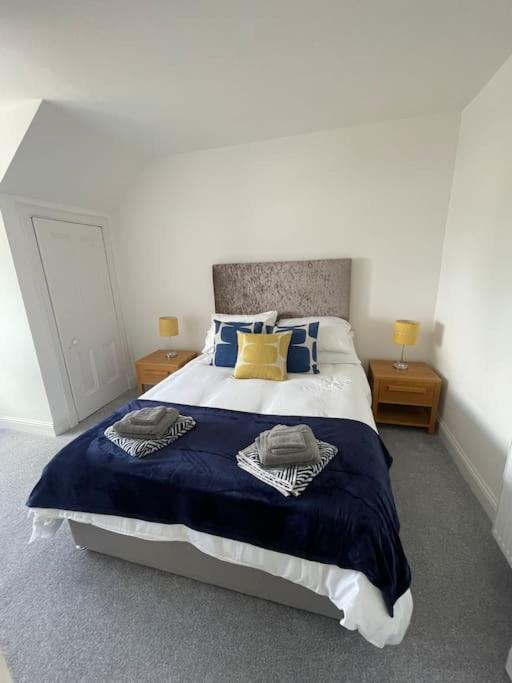 Fantastic Home In Brightons, Falkirk. Polmont Екстер'єр фото