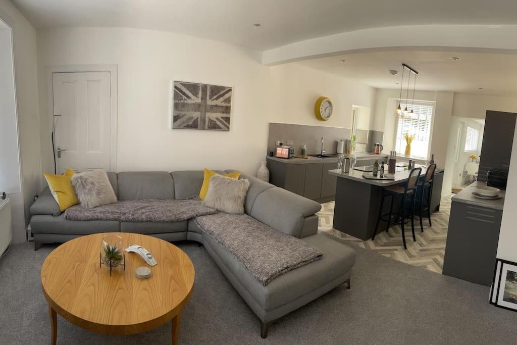 Fantastic Home In Brightons, Falkirk. Polmont Екстер'єр фото